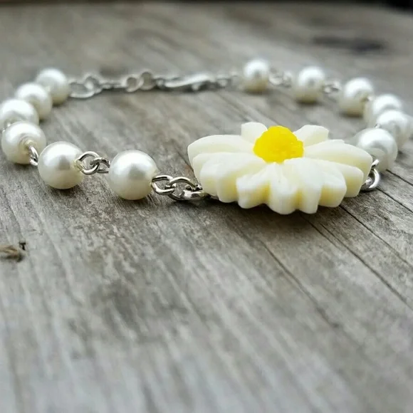 Daisy Pale Pink Buttery Bracelets 2 Piece Set New - Picture 8 of 8